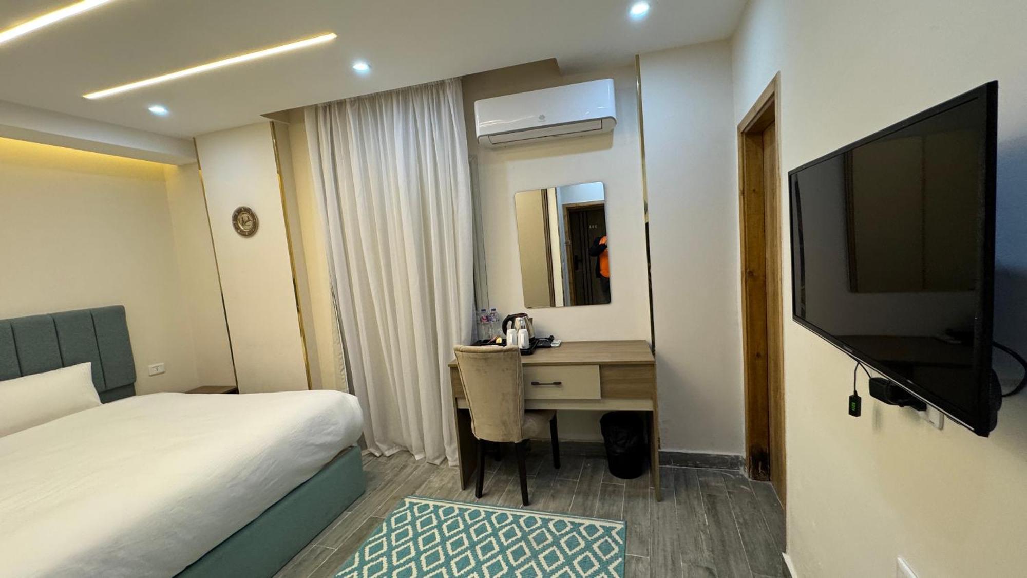 Pyramids Hotel Kafrat al Jabal ภายนอก รูปภาพ