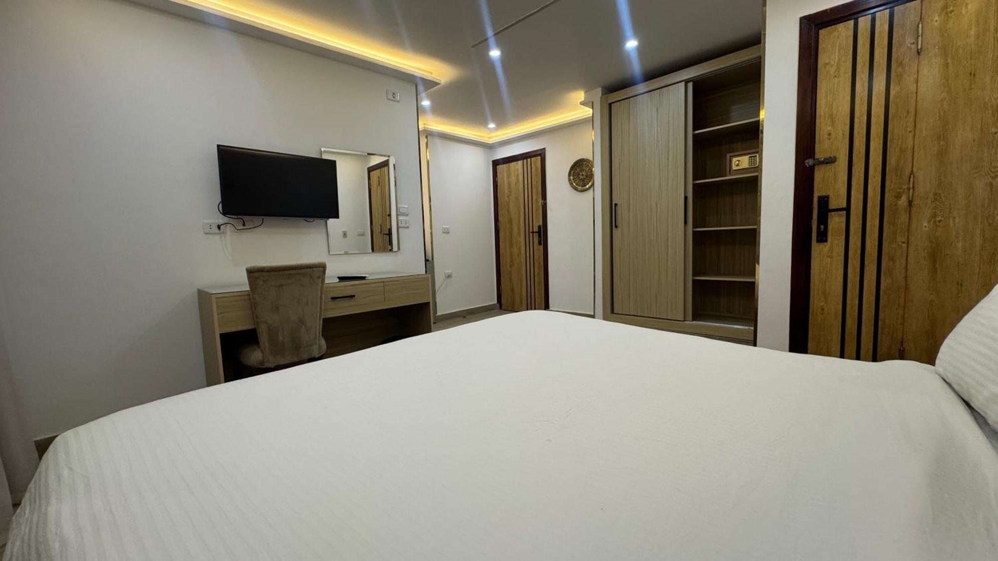 Pyramids Hotel Kafrat al Jabal ภายนอก รูปภาพ